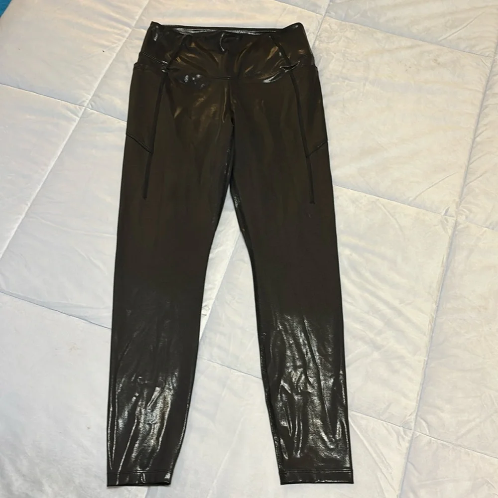 VS PINK Active shiny black leggings size medium - Picture 1 of 3